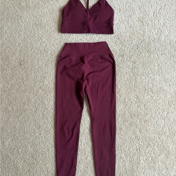 Alphalete Set Red - Picture 2 of 9